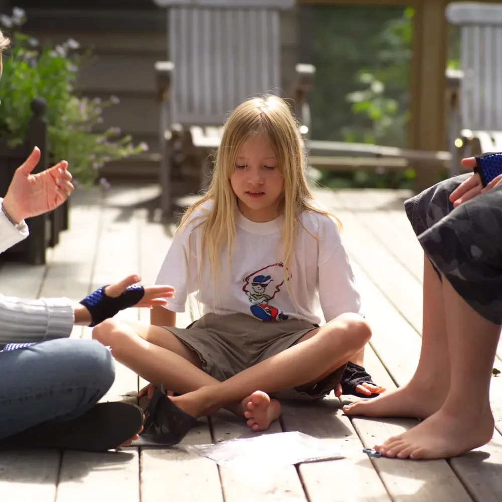 Rozmowa o emocjach w bezpiecznej relacji – wspieranie dzieci w regulacji uczuć metodą Kids’ Skills